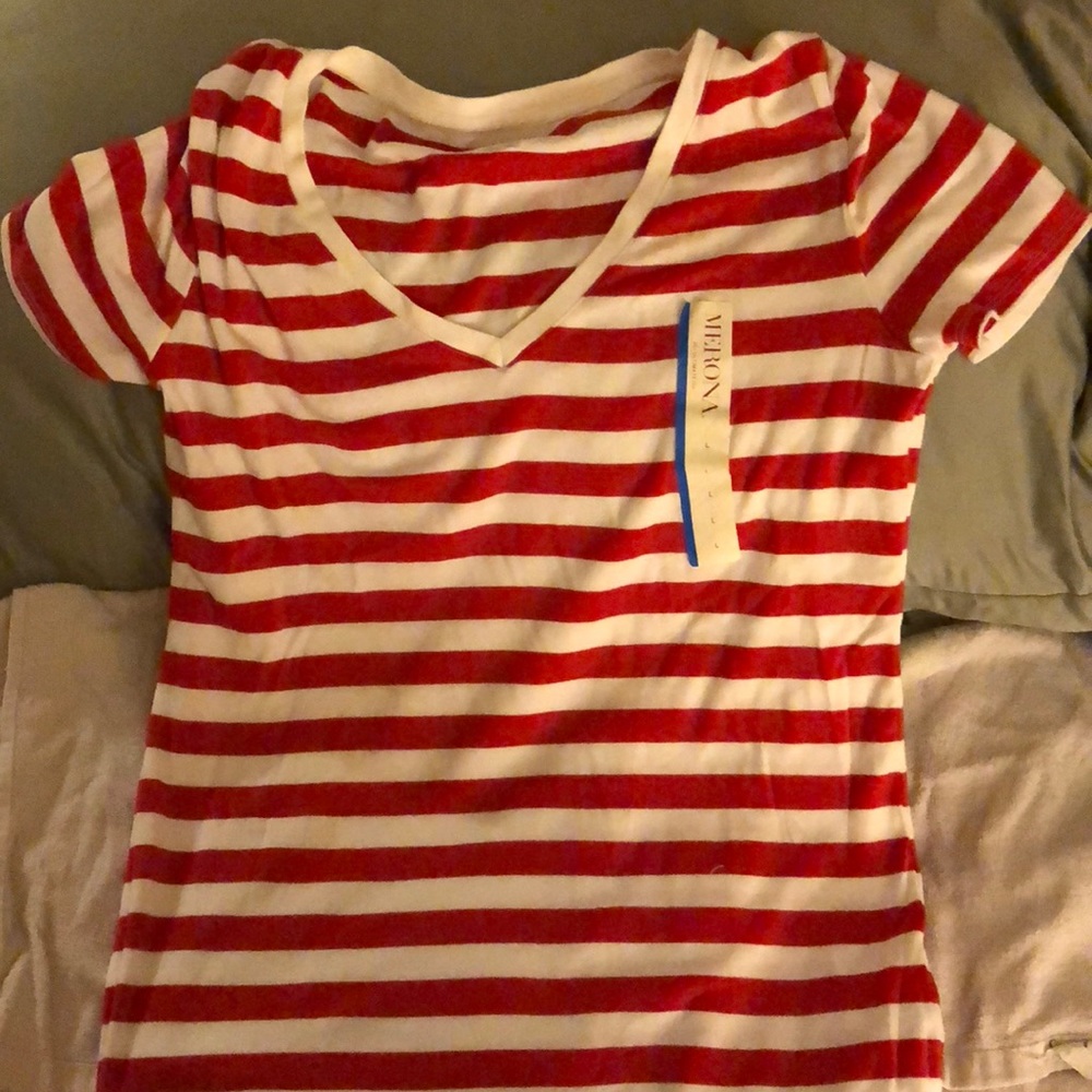 Red and white stripe t shirt
